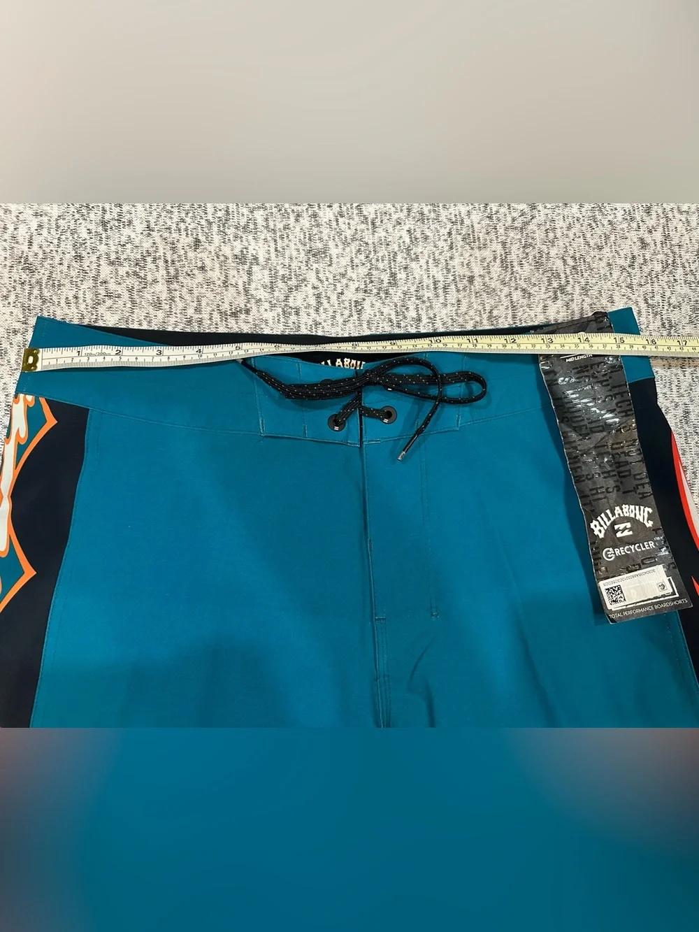 Billabong Teal Boardshorts with Black and Orange Flame Panels NWT Mens Sz 30